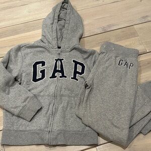 GAP Gray Kids Matching Set Joggers and Zip Up Hooded Sweatshirt